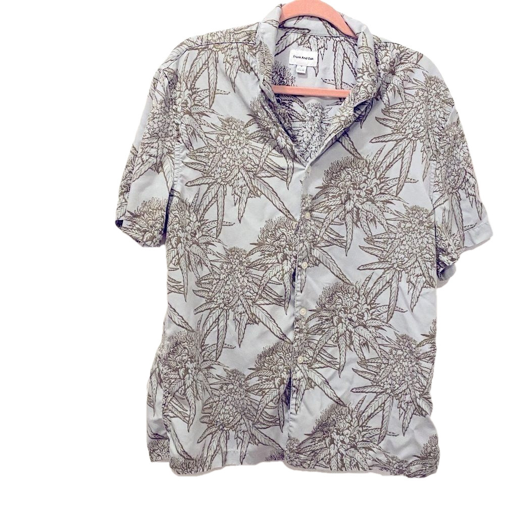 🌷 Frank and Oak🌷Light Blue Gray & Green Print Button Down Shirt